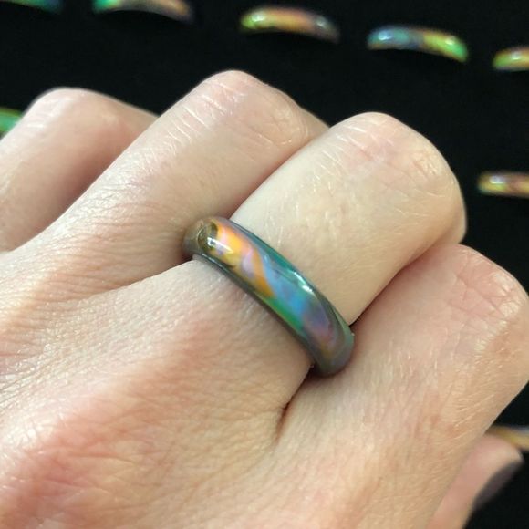 Opalescent Mood Rings Beautiful Color Change - Picture 4 of 7